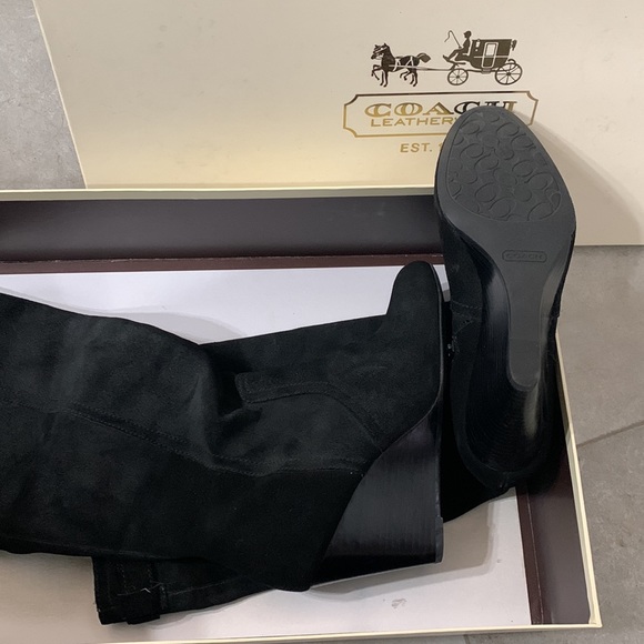 Coach boots - Picture 2 of 2